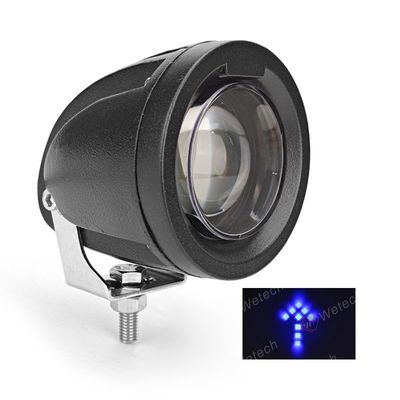 सुरक्षा और स्थायित्व के लिए स्टेनलेस स्टील माउंटिंग ब्रैकेट के साथ ब्लू एरो फोर्कलिफ्ट चेतावनी प्रकाश